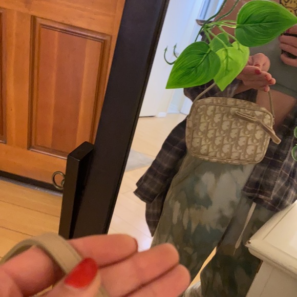 RARE Classic Christian Dior Wristlet - Picture 9 of 9